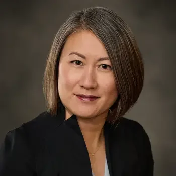 Headshot of Emily Tetz