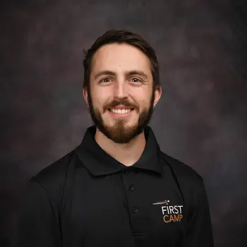 Headshot of Vaughn Hill