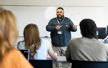 Instuctor teaching class