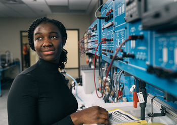 CWI student in the Mechatronics lab