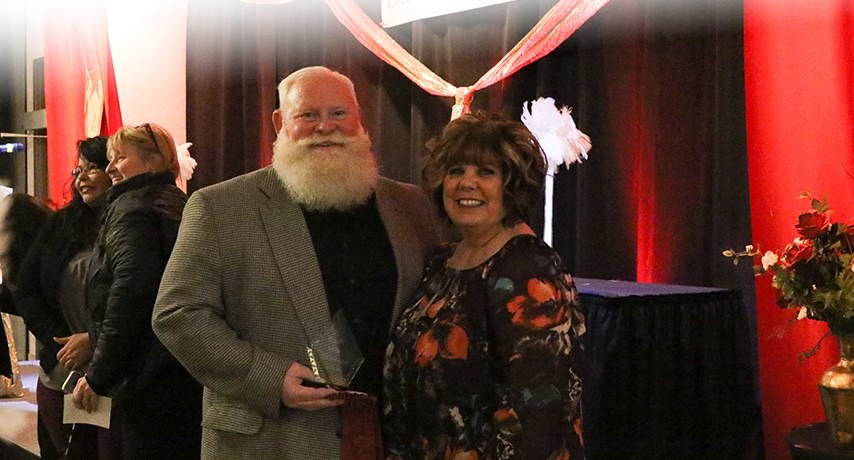 LeRoy Forsman recognized as College Educator of the Year at the 2017-18 Idaho Press 2C Spotlight Awards banquet.